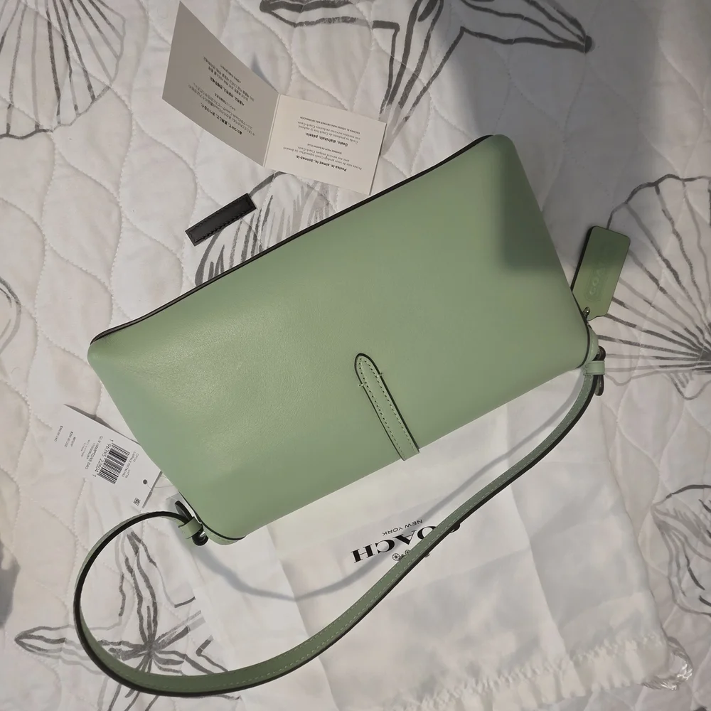 Coach Hampton Y2K Pistachio Leather Shoulder Bag - Picture 9 of 12